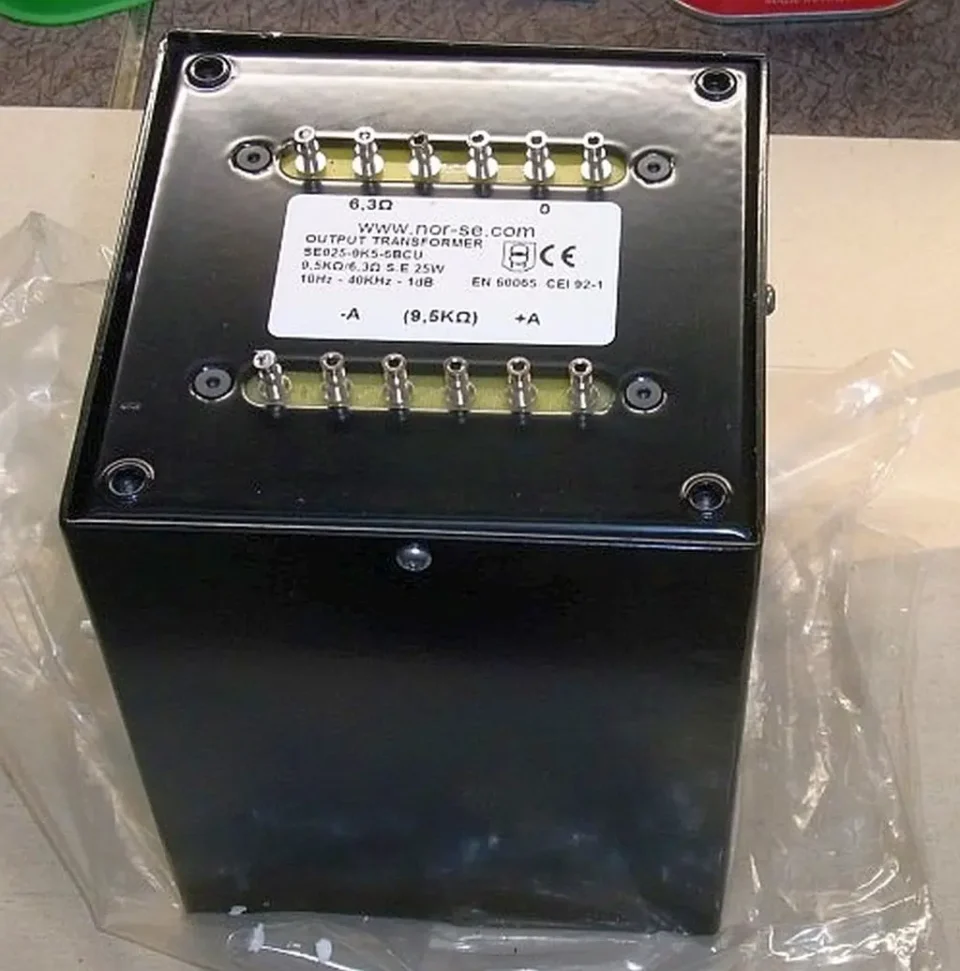 Trasformatore di uscita Norse TU028 per amplificatori valvolari GM70, dettaglio costruttivo